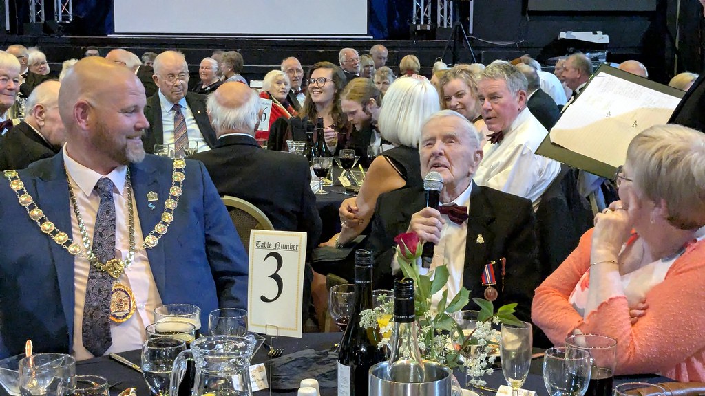 Duncan Hilling singing at the 50th Anniversary dinner